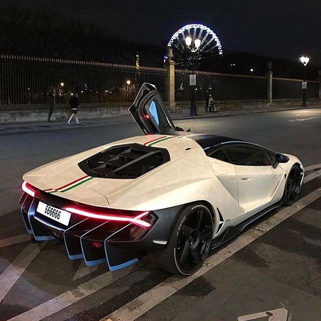 #Lamborghini Centenario Spotted in London