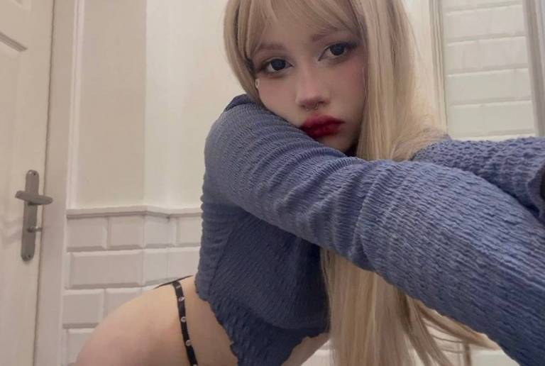 See more of me 📸:: cuteyumityan