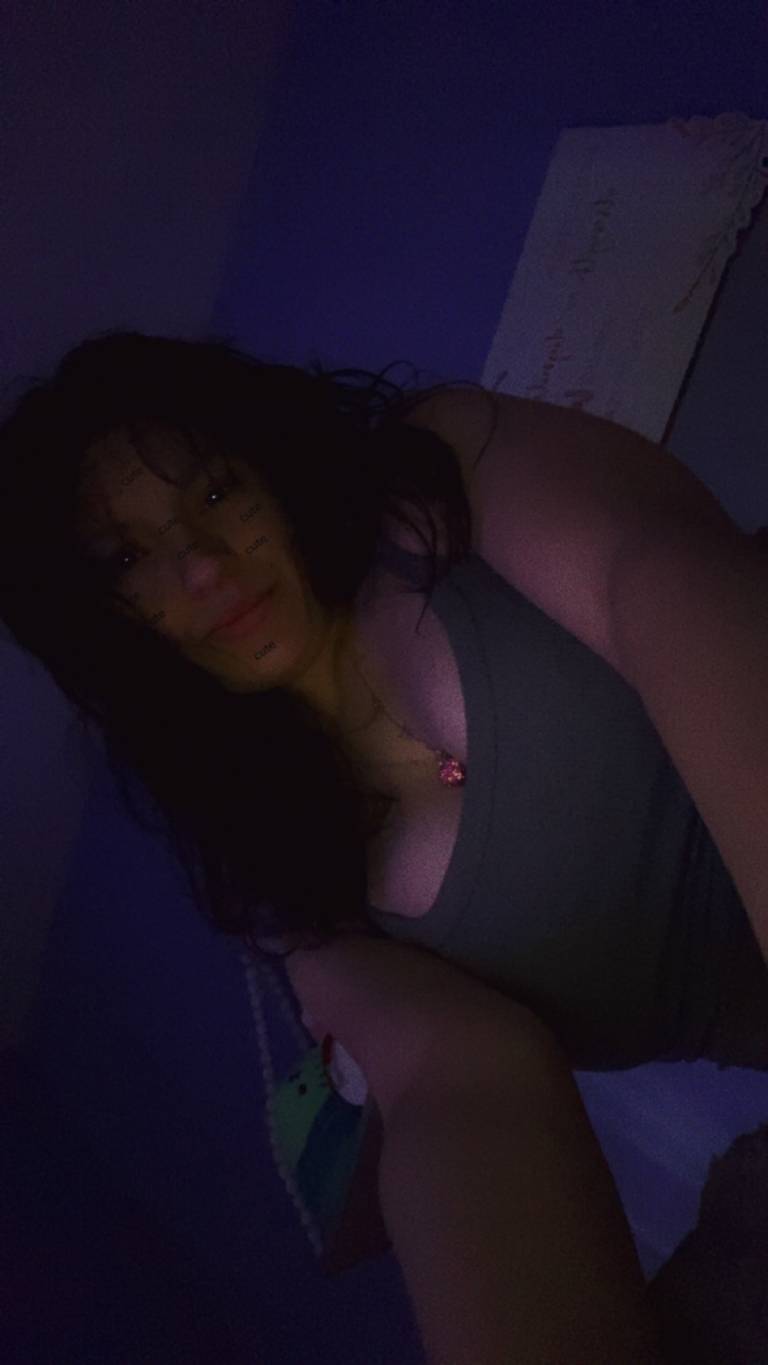 Story by @lilmiss3luv posted on July 31, 2025