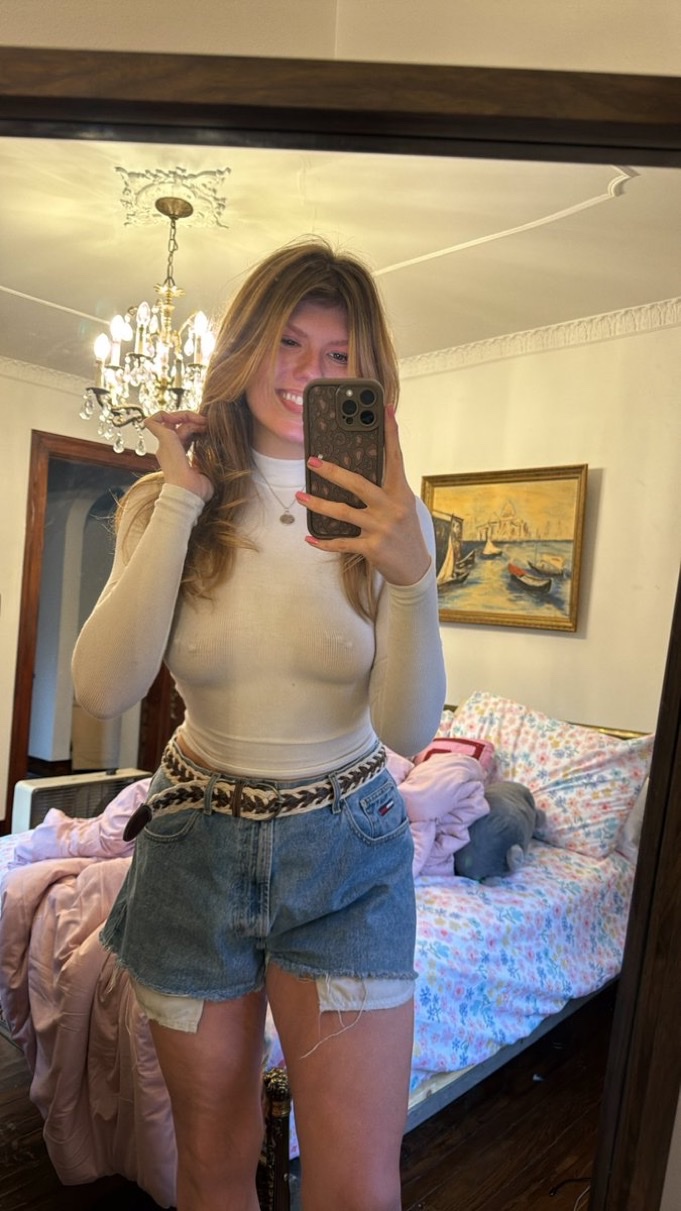 Story by @samantha29 posted on September 25, 2025