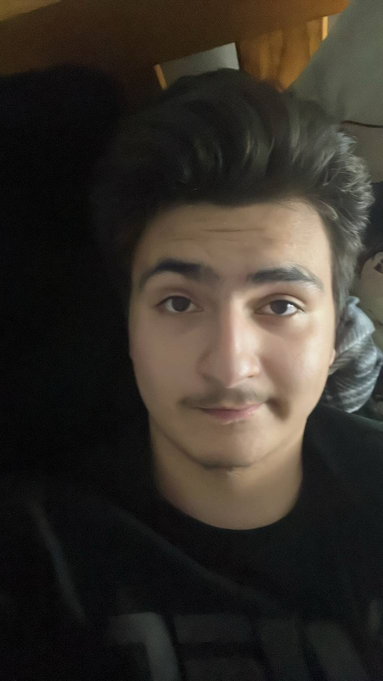 Story by @vinie posted on October 10, 2025