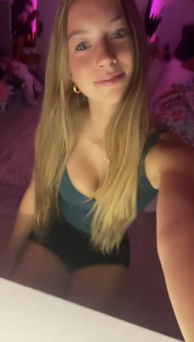 Story by @Baddie_Alert posted on October 31, 2025