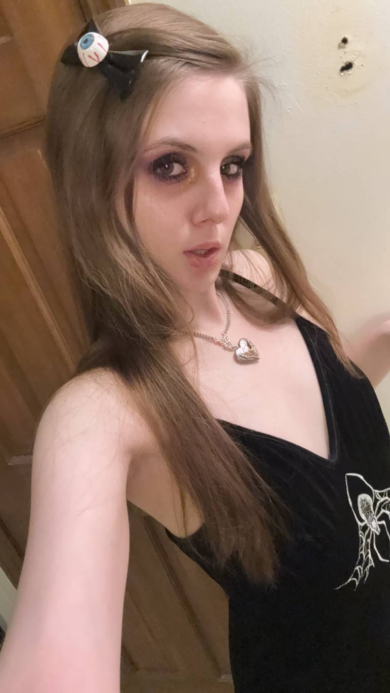 Story by @subeater777 posted on November 2, 2025