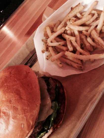 #HopDoddy Burger Bar in Uptown #Dallas, pretty good burgers!