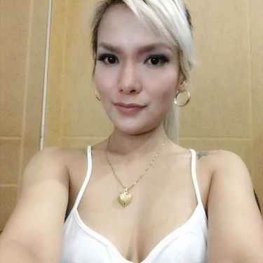 got my new k!k add me now itsmedebyy and lets chat..