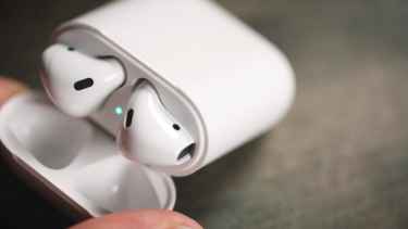 #Apple #AirPods wireless headphones video review