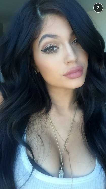 Kylie Jenner Snapchat @KylizzleMyNizzl