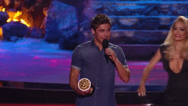 Zac Efron Wins #MTVMovieAwards Best Shirtless Performance For 'That Awkward Moment'