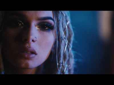 #Zhavia - #Candlelight (Official Video)