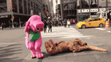 Two Dinosaurs Fiercely Battling in New York City Streets!