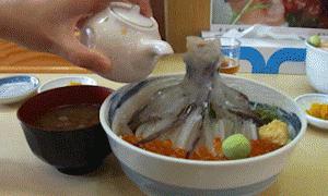 #Food: #OnlyInJapan: This is how you eat live octopus...