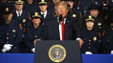 Trump told police officers to be "rough" when arresting suspects, cops pushed back