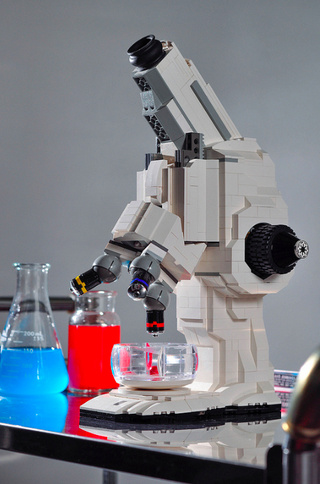 A Lego Microscope That Actually Works | #science