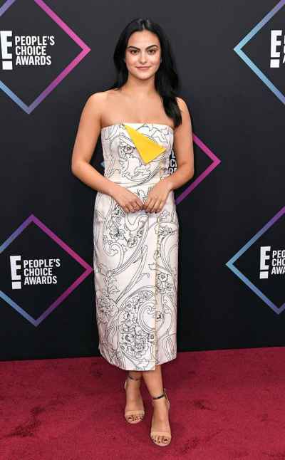 Camila Mendes People's Choice Awards style, a mini dress with a black & white print and yellow accents. #PeopleChoiceAwards #CelebrityStyle