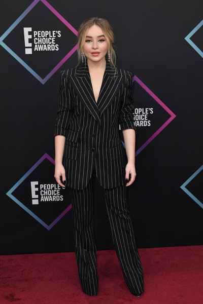 Sabrina Carpenter dress at the People’s Choice Awards. #CelebrityStyle #PeopleChoiceAwards