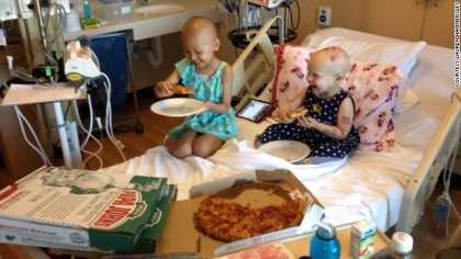 #SocialMedia: Reddit users send pizzas to cancer-stricken girl