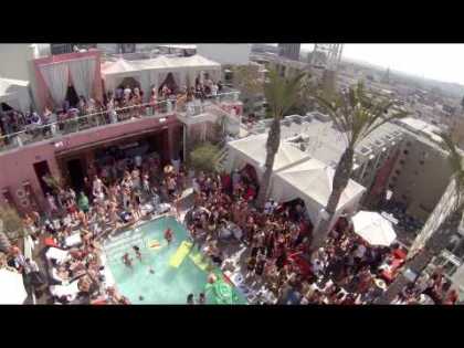 #Travel: Drone with GoPro camera flies over LA rooftop pool party