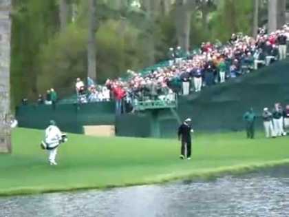 #Sports: Most Amazing #Golf Shot In The World!