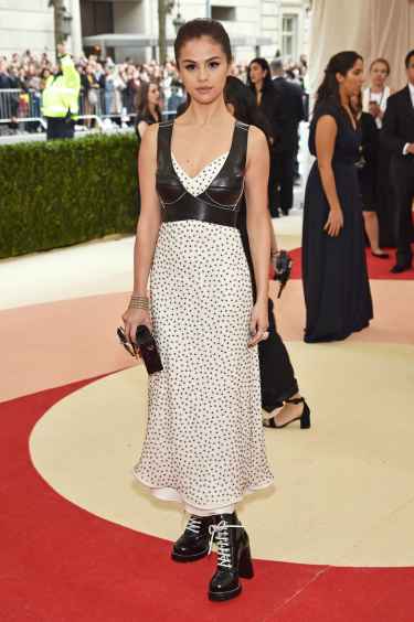 Selena Gomez at Met Gala 2016 Red Carpet Wearing a Louis Vuitton