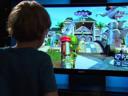 5-year old boy exposes #Microsoft #Xbox vulnerability