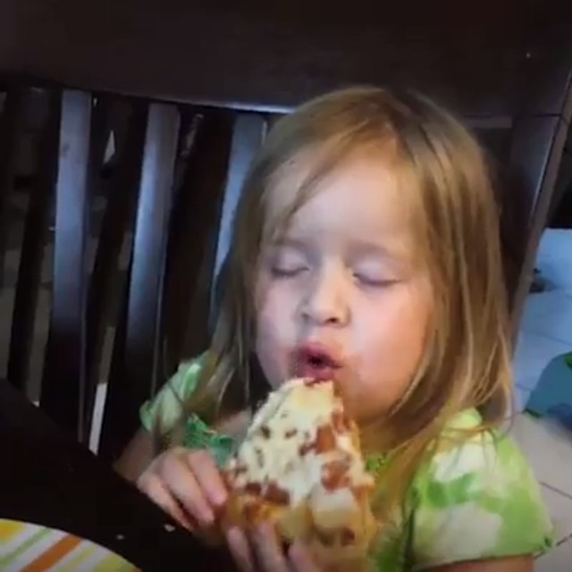 When you're sleepy AF... but pizza is life... 🍕