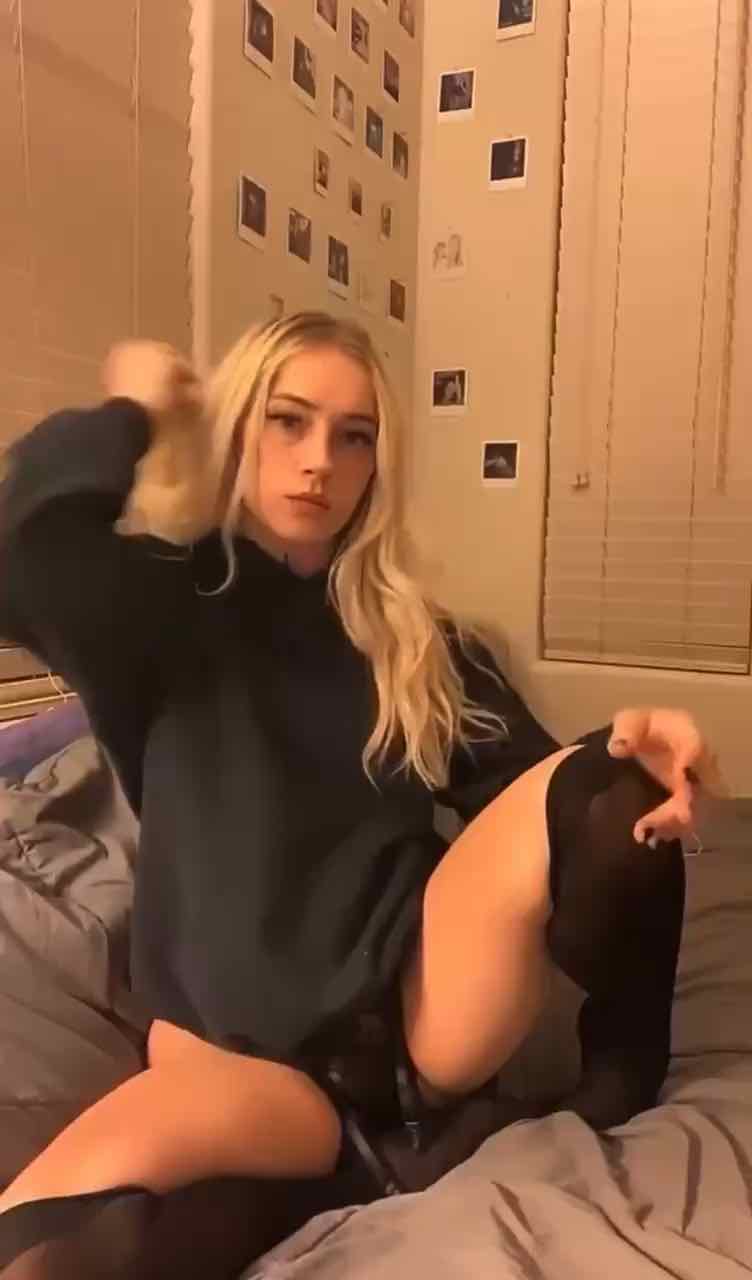 Just bored tho 💋✌️🙈